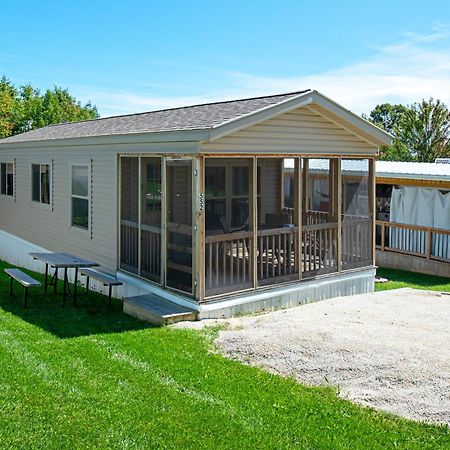 Plymouth Rock Camping Resort Deluxe Cottage Elkhart Lake Luaran gambar